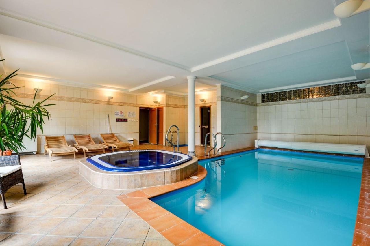 Ranc Kostelany Hotel Kromeriz Ngoại thất bức ảnh